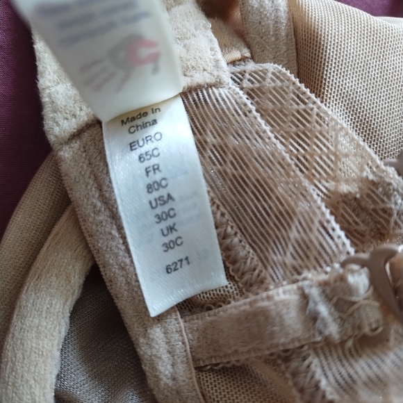 Gossard Glossies Underwire Sheer Molded Bra  in Nude - Picture 9 of 9